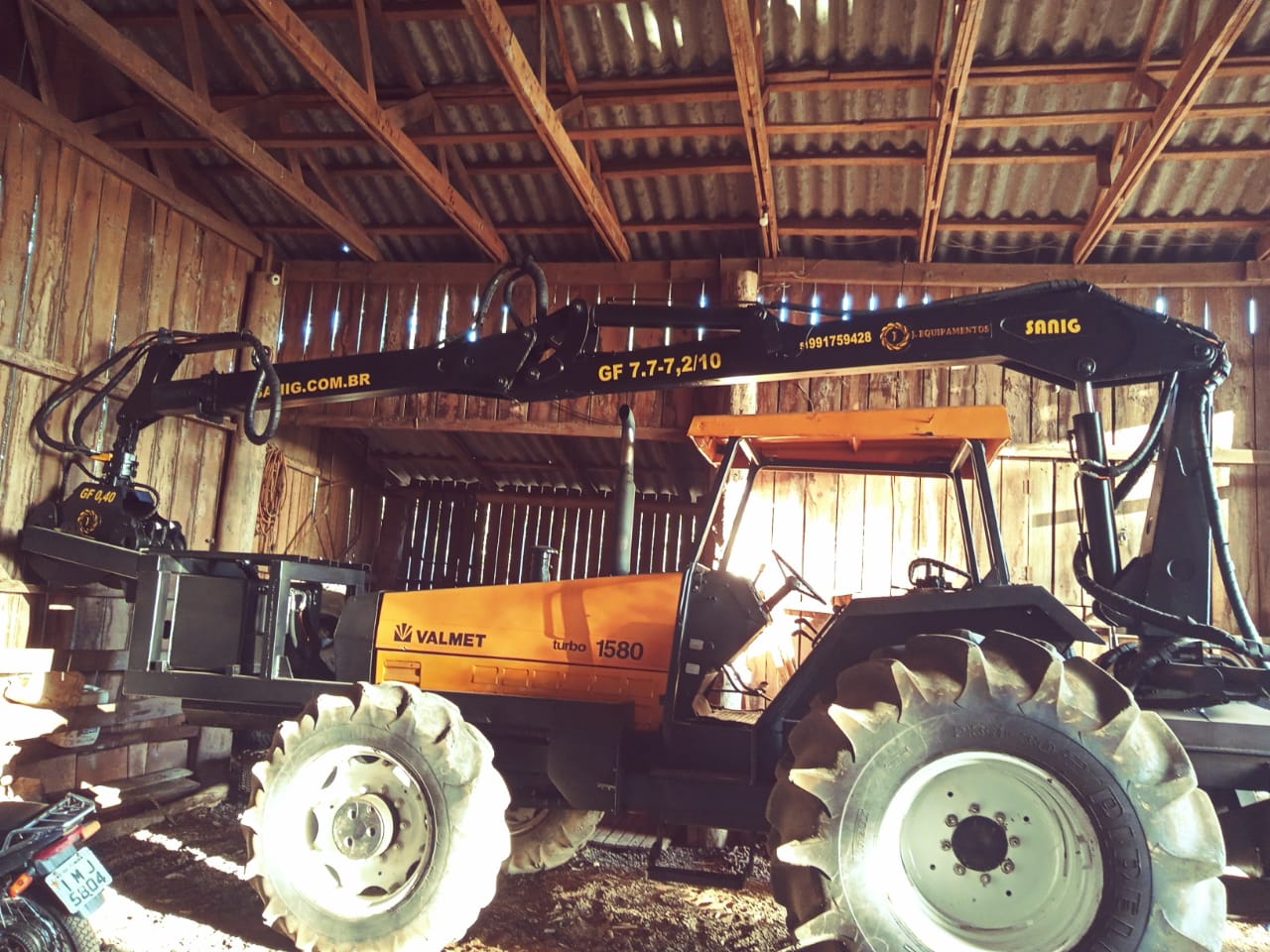 TRATOR VALMET 1580