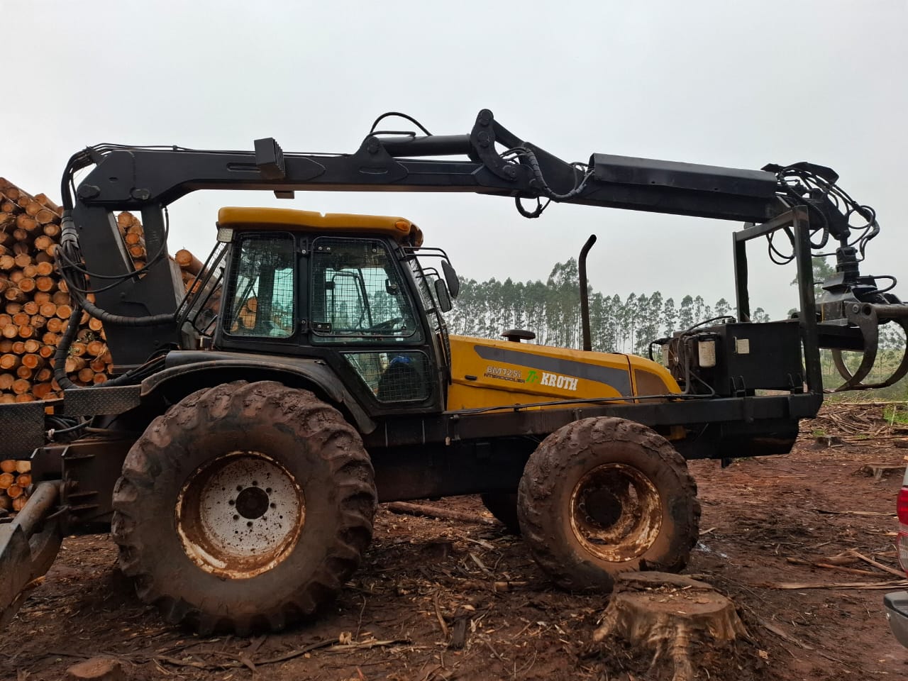 TRATOR BM 125